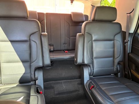 Used 2017 GMC Yukon Denali w/ Open Road Package image 9