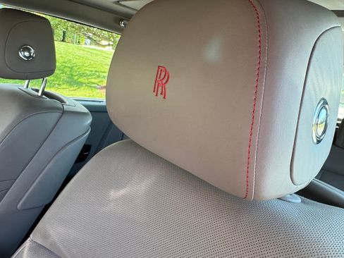 Used 2018 Rolls-Royce Phantom Sedan image 16