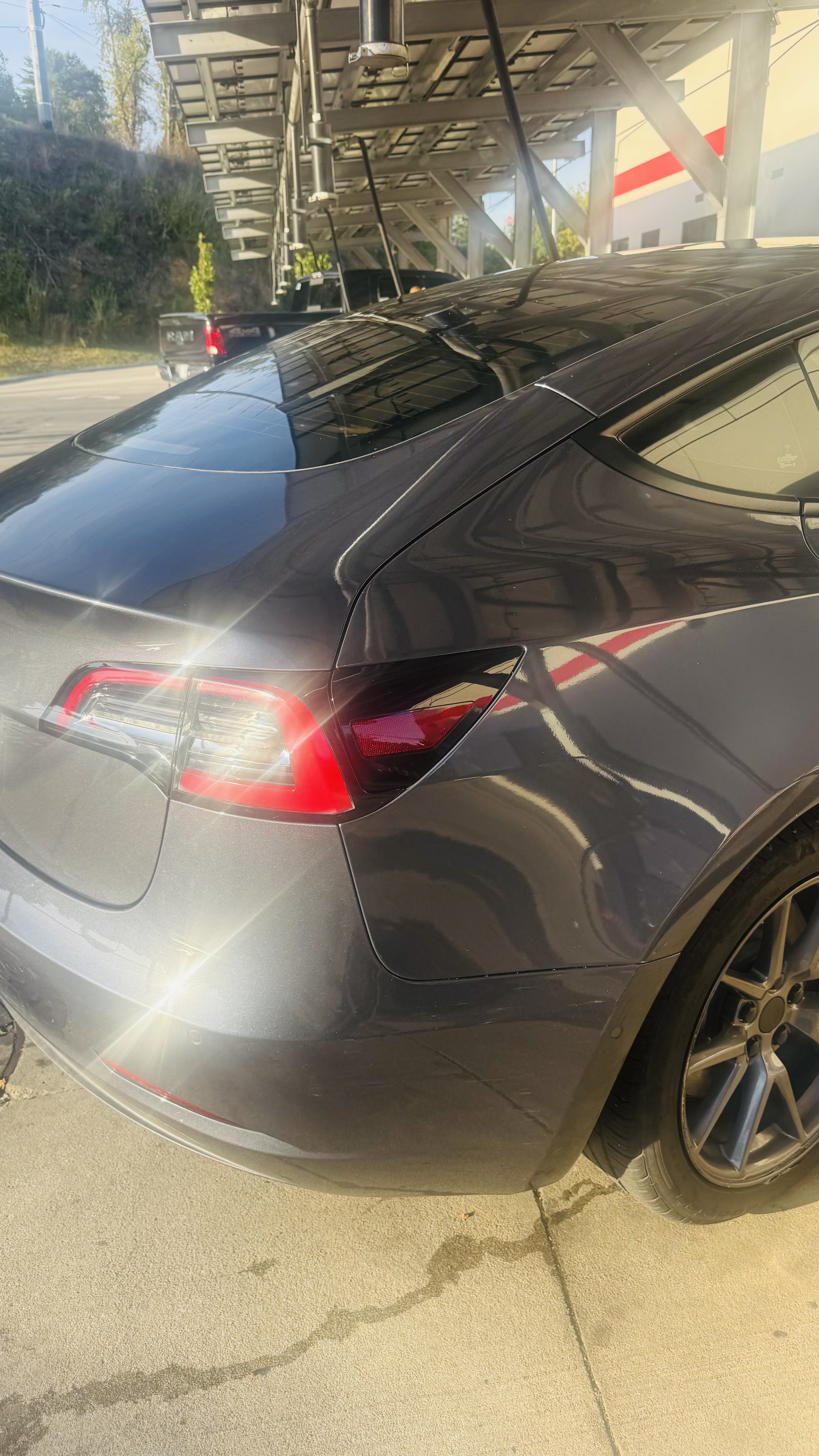 Used 2021 Tesla Model 3 Standard Range Plus RWD image 12