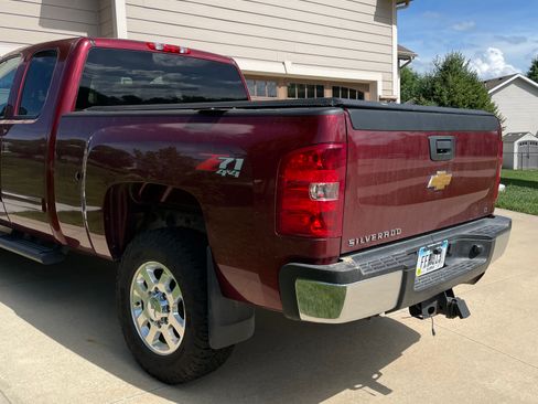 Used 2013 Chevrolet Silverado 2500 LT w/ Suspension Package, Off-Road AWD/4WD image 8
