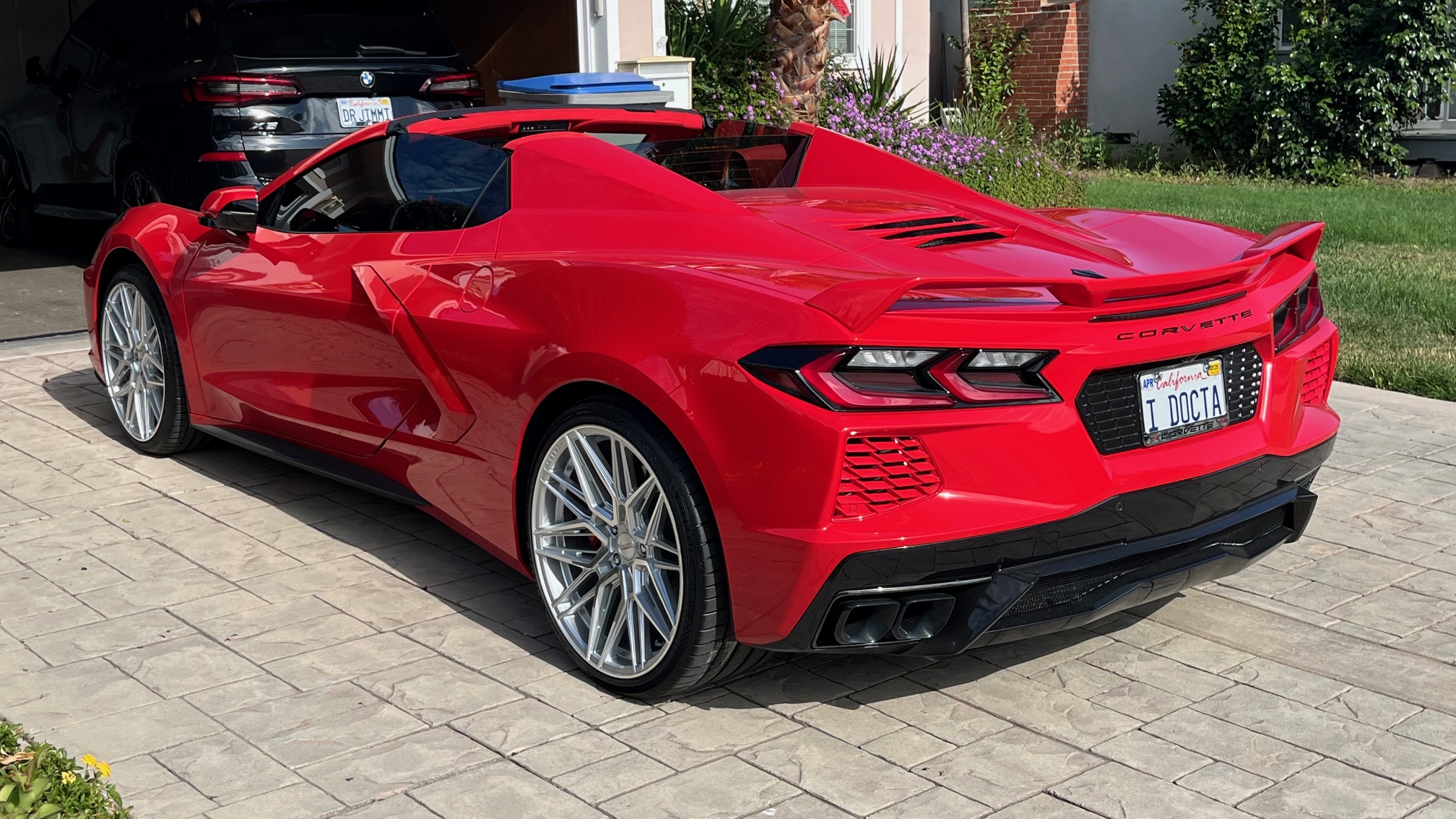 Used 2024 Chevrolet Corvette Stingray Premium Conv w/ Z51 Performance Package RWD image 4