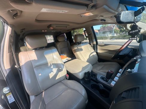 Used 2012 Toyota Sequoia Platinum image 15