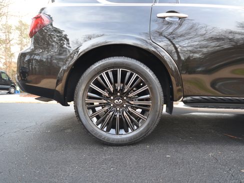 Used 2019 INFINITI QX80 Limited w/ All-Season Package image 13