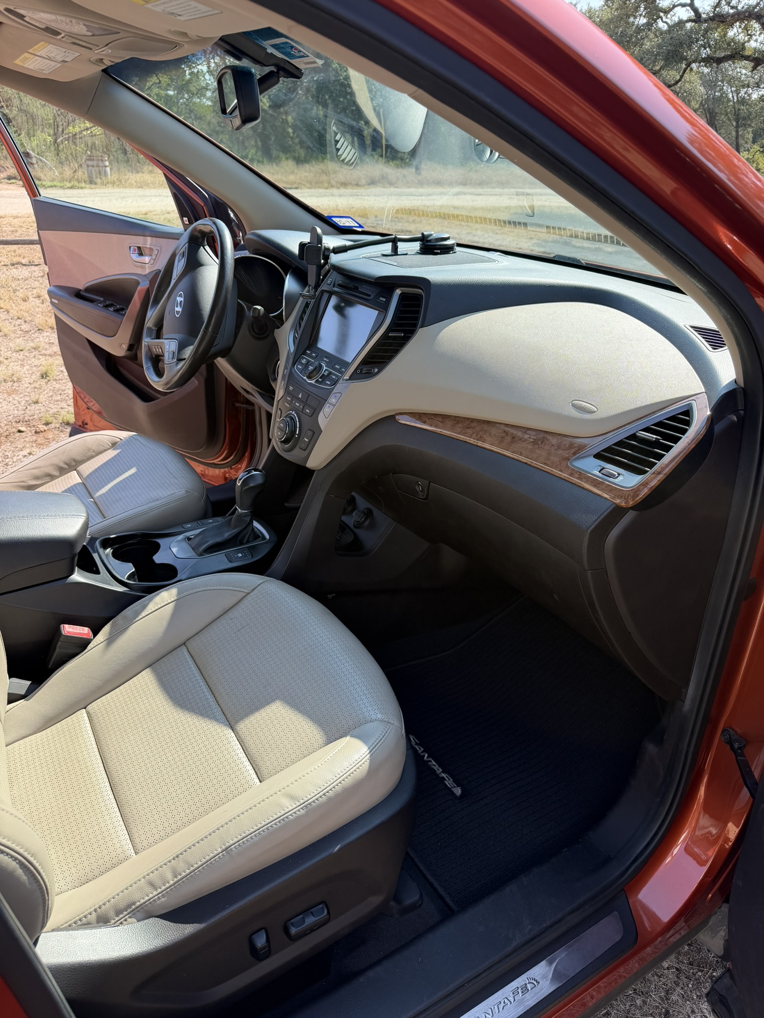 Used 2015 Hyundai Santa Fe Sport w/ Option Group 04 FWD image 15