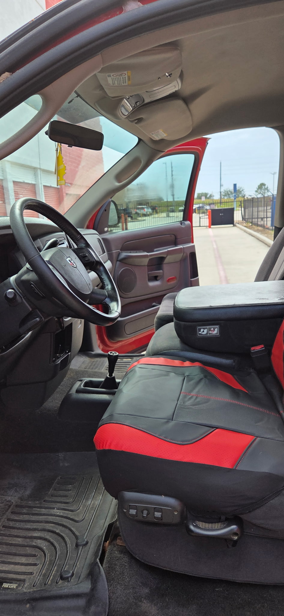 Used 2005 Dodge Ram 1500 Truck SLT w/ Sport Appearance Group AWD/4WD image 9