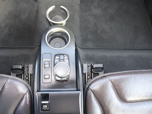 Used 2016 BMW i3 w/ Range Extender RWD image 9