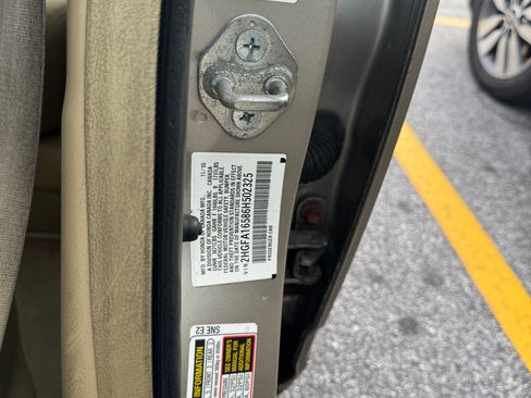 Used 2006 Honda Civic LX image 9