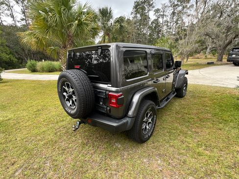 Used 2022 Jeep Wrangler Unlimited Rubicon w/ Steel Bumper Group image 6
