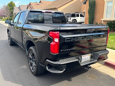 Used 2020 Chevrolet Silverado 1500 RST w/ All-Star Edition image 4