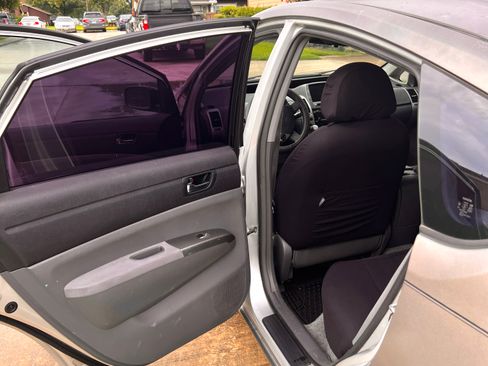 Used 2007 Toyota Prius FWD image 8