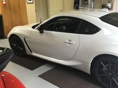 Used 2025 Toyota GR86 Premium w/ Performance Package RWD image 4
