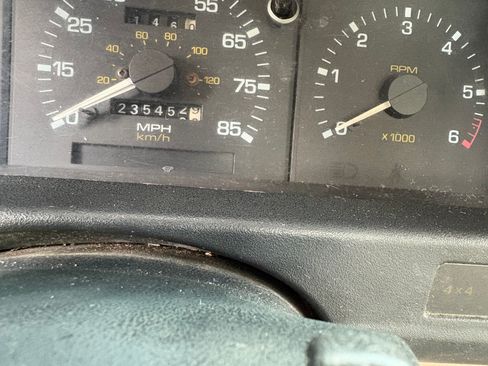 Used 1994 MAZDA B-Series Pickup 2WD Regular Cab B2300 image 11