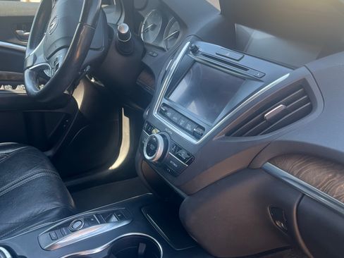 Used 2018 Acura MDX FWD w/ Advance Package image 8