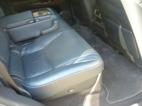 Used 2015 Lexus LX 570 4WD image 13