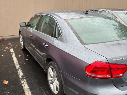 Used 2014 Volkswagen Passat TDI SE image 9