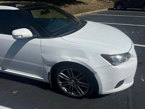 Used 2013 Scion tC image 10