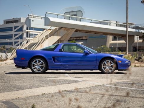 Used 2000 Acura NSX T image 4