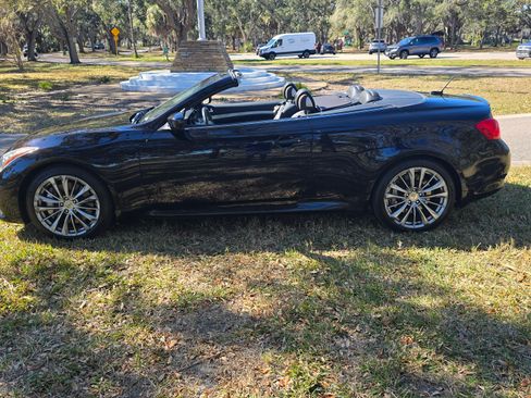 Used 2013 INFINITI G37 Sport w/ Premium Pkg image 2