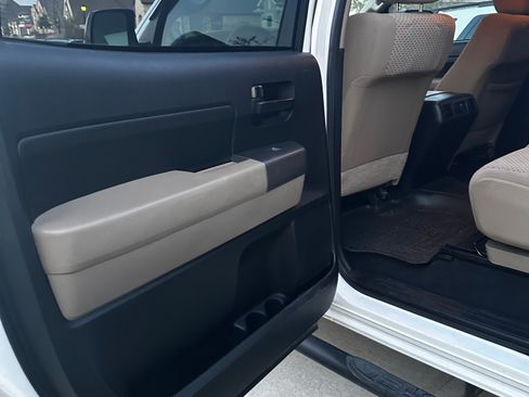 Used 2012 Toyota Tundra SR5 image 10