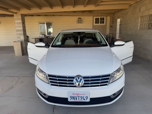 Used 2014 Volkswagen CC Sport image 12