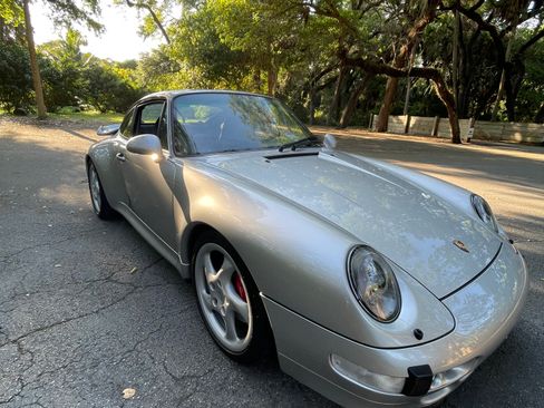 Used 1997 Porsche 911 4 Coupe image 10