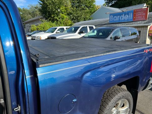 Used 2017 Chevrolet Silverado 1500 LTZ w/ Sport Package AWD/4WD image 10