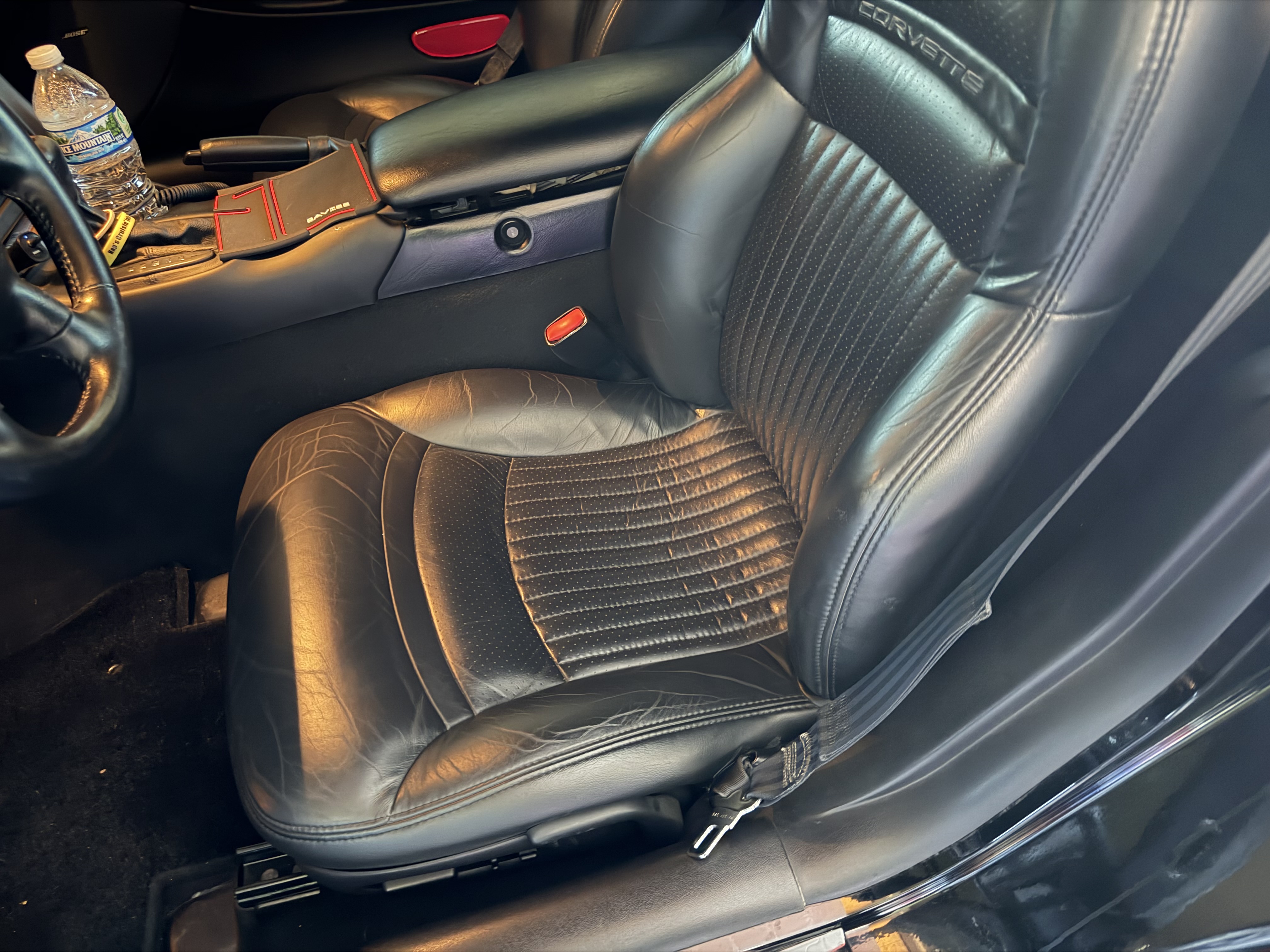 Used 1998 Chevrolet Corvette Coupe w/ Roof Pkg RWD image 6