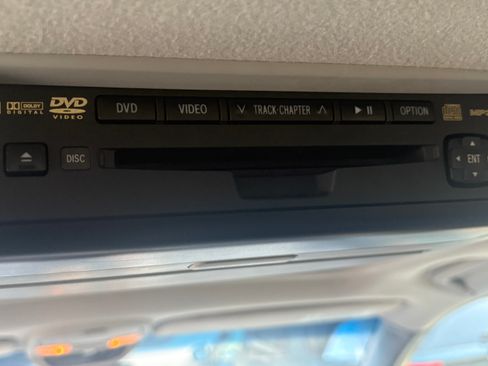 Used 2008 Toyota Sienna XLE Limited image 19