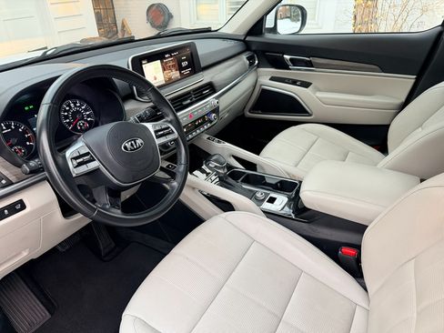 Used 2021 Kia Telluride EX image 13