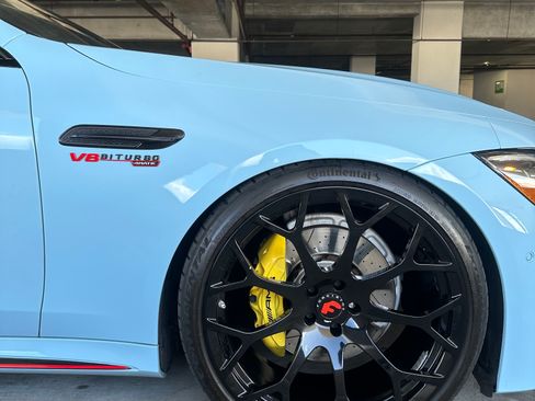 Used 2019 Mercedes-Benz AMG GT 63 image 10