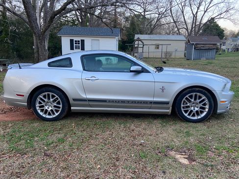 Used 2014 Ford Mustang Premium w/ Equipment Group 202A image 5