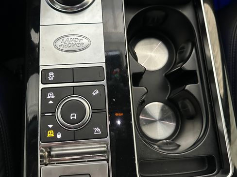 Used 2019 Land Rover Range Rover Supercharged image 31