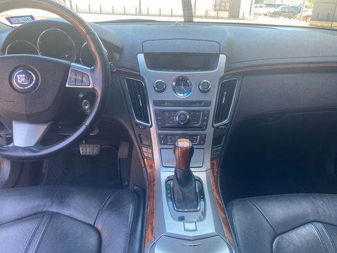 Used 2011 Cadillac CTS Luxury RWD image 13
