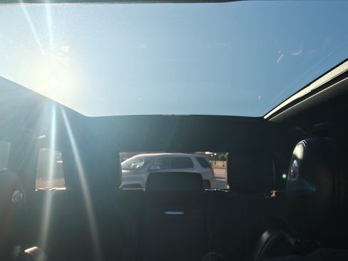 Used 2016 Land Rover Range Rover Sport HSE image 13