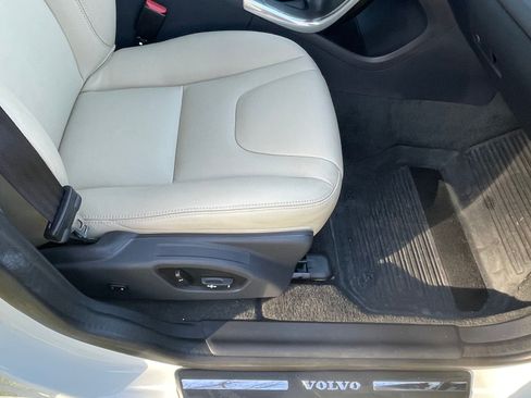 Used 2016 Volvo XC60 T6 image 12