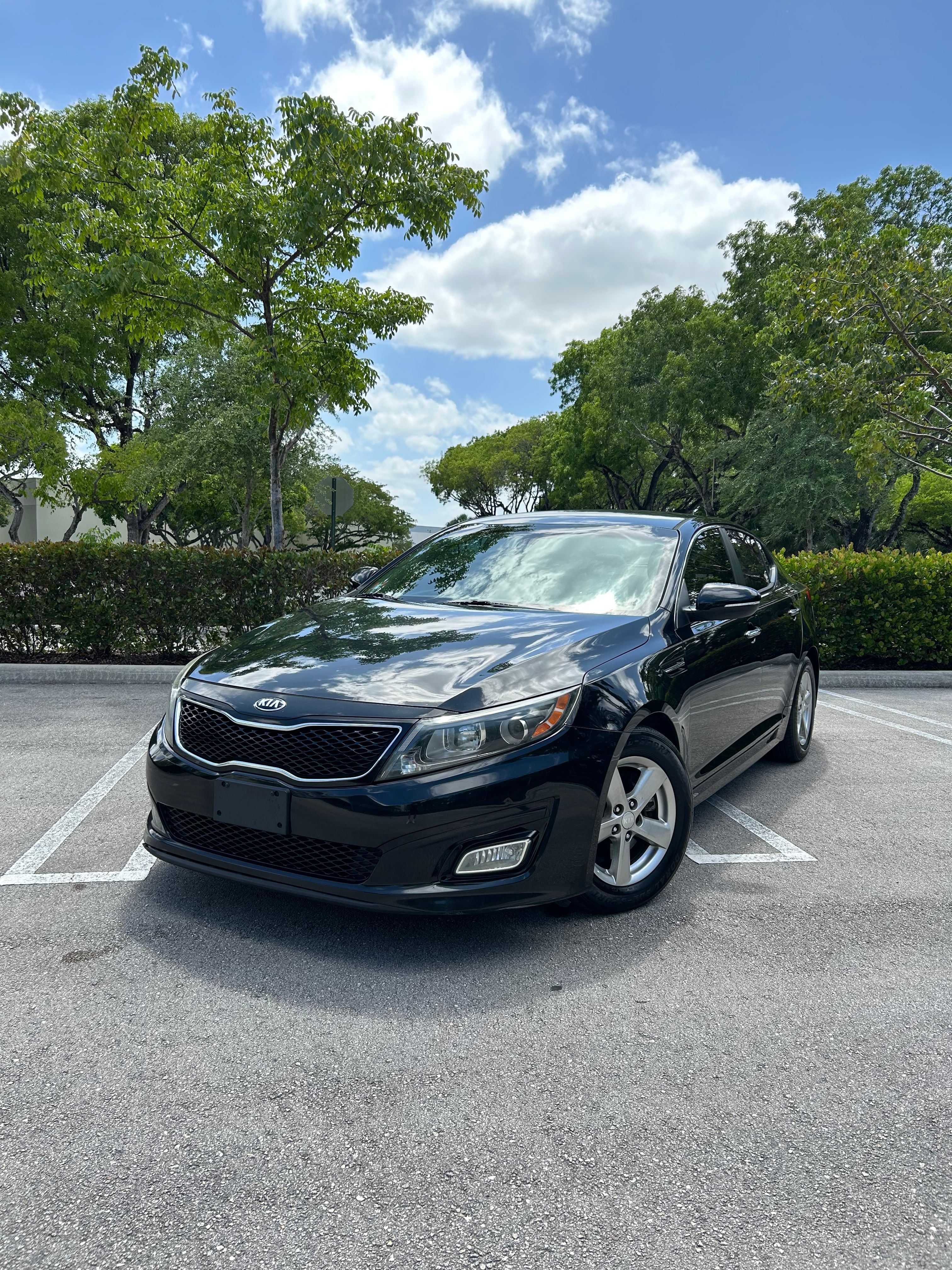 Used 2014 Kia Optima LX FWD image 1