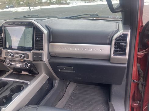 Used 2022 Ford F250 Lariat w/ Tremor Off-Road Package image 22