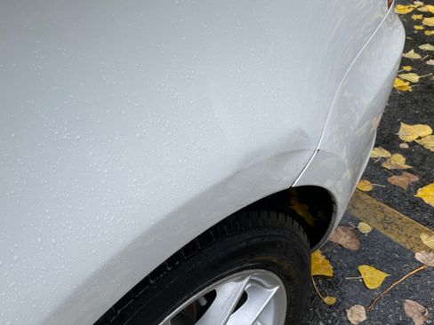 Used 2011 BMW 128i Convertible image 5