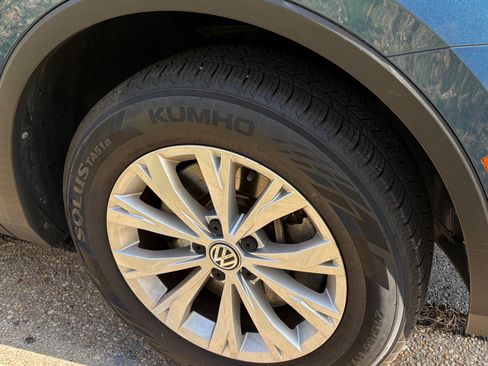 Used 2019 Volkswagen Tiguan S w/ Driver Assistance Package image 9