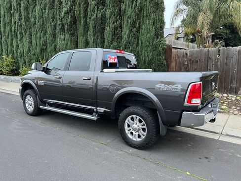 Used 2017 RAM 2500 Laramie w/ Off Road Package image 28