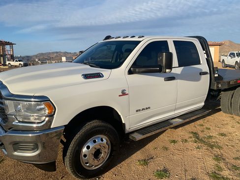 Used 2021 RAM 3500 Tradesman image 8