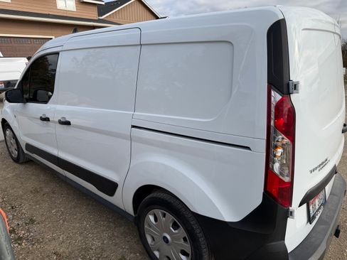 Used 2022 Ford Transit Connect XL image 5