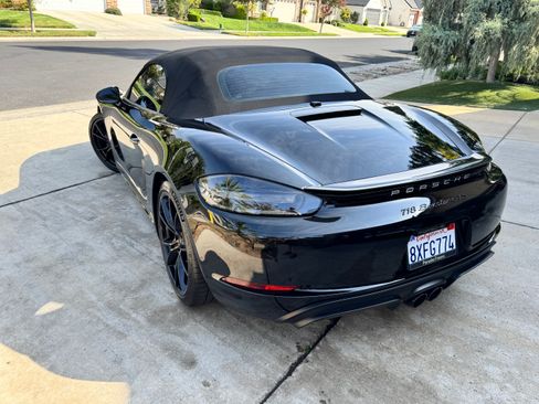 Used 2018 Porsche 718 Boxster GTS image 19