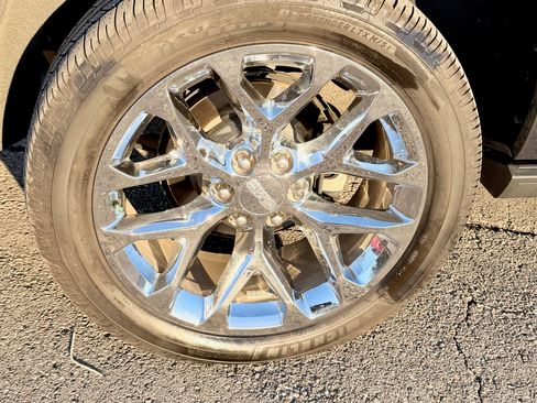 Used 2020 GMC Yukon XL Denali w/ Denali Premium Package image 25