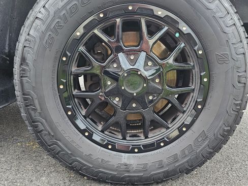 Used 2012 Ford F150 XLT w/ XLT Chrome Pkg image 13