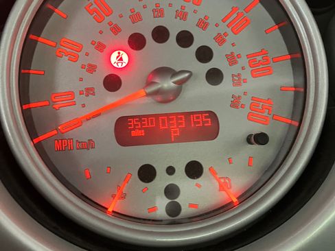 Used 2002 MINI Cooper Hardtop FWD image 17