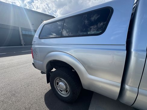 Used 2014 Ford F250 XL w/ Power Equipment Group image 4