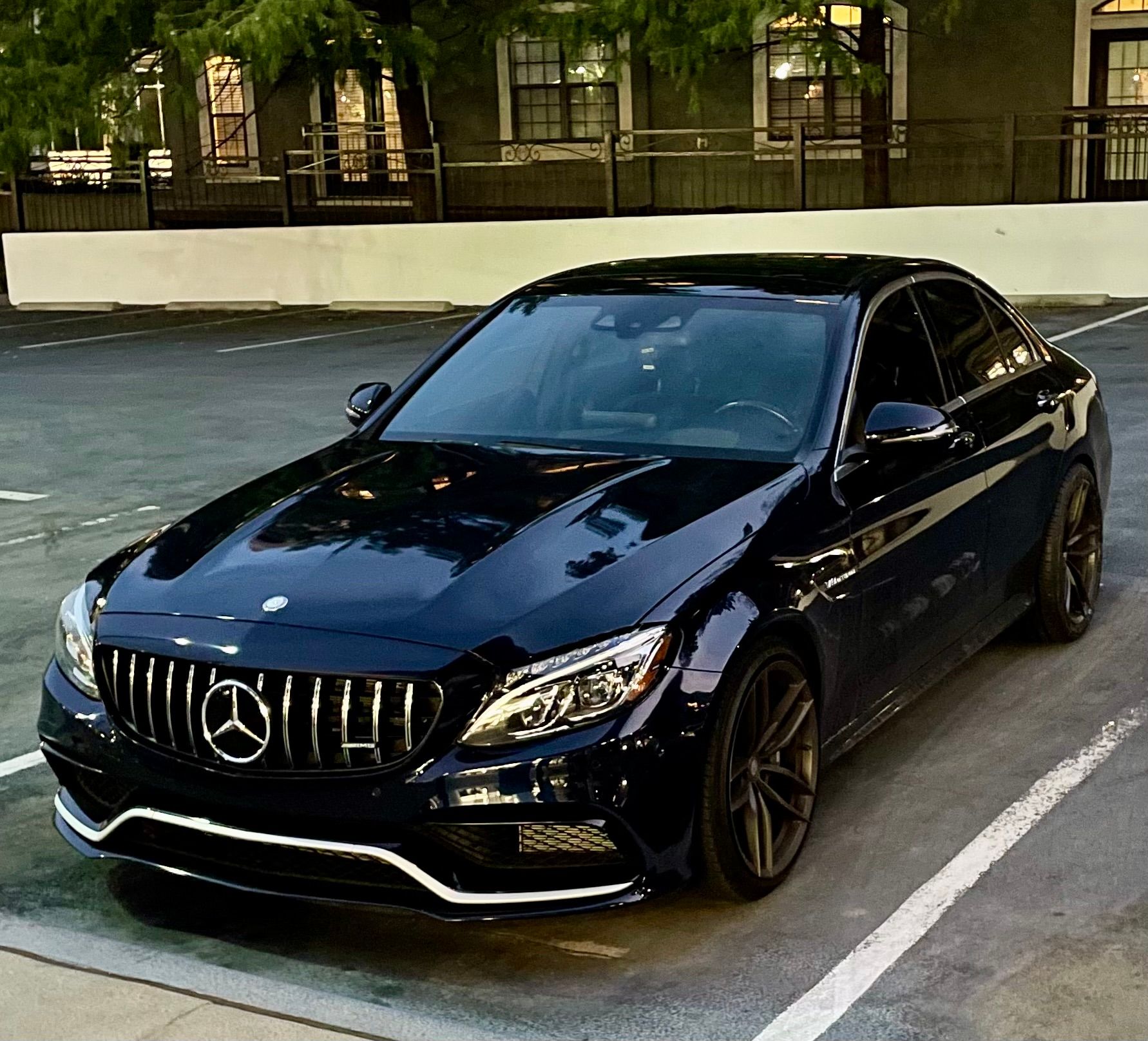 Used 2016 Mercedes-Benz C 63 AMG Sedan image 1