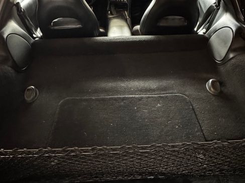 Used 2002 Chevrolet Corvette Coupe w/ Preferred Equipment Group2 image 9