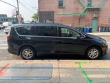 Used 2021 Chrysler Voyager Lxi image 5